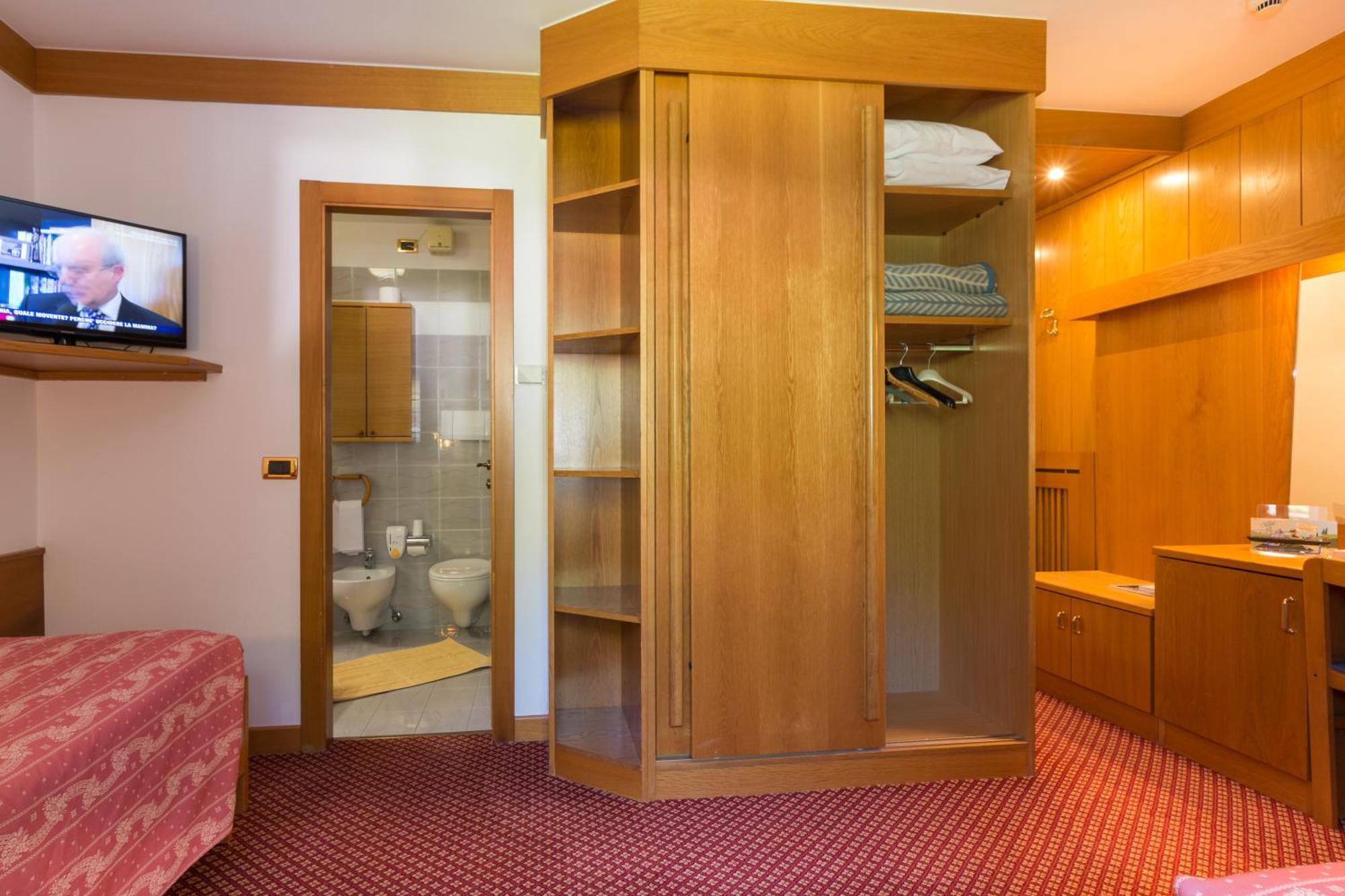 Hotel Bellavista Pinzolo Eksteriør billede