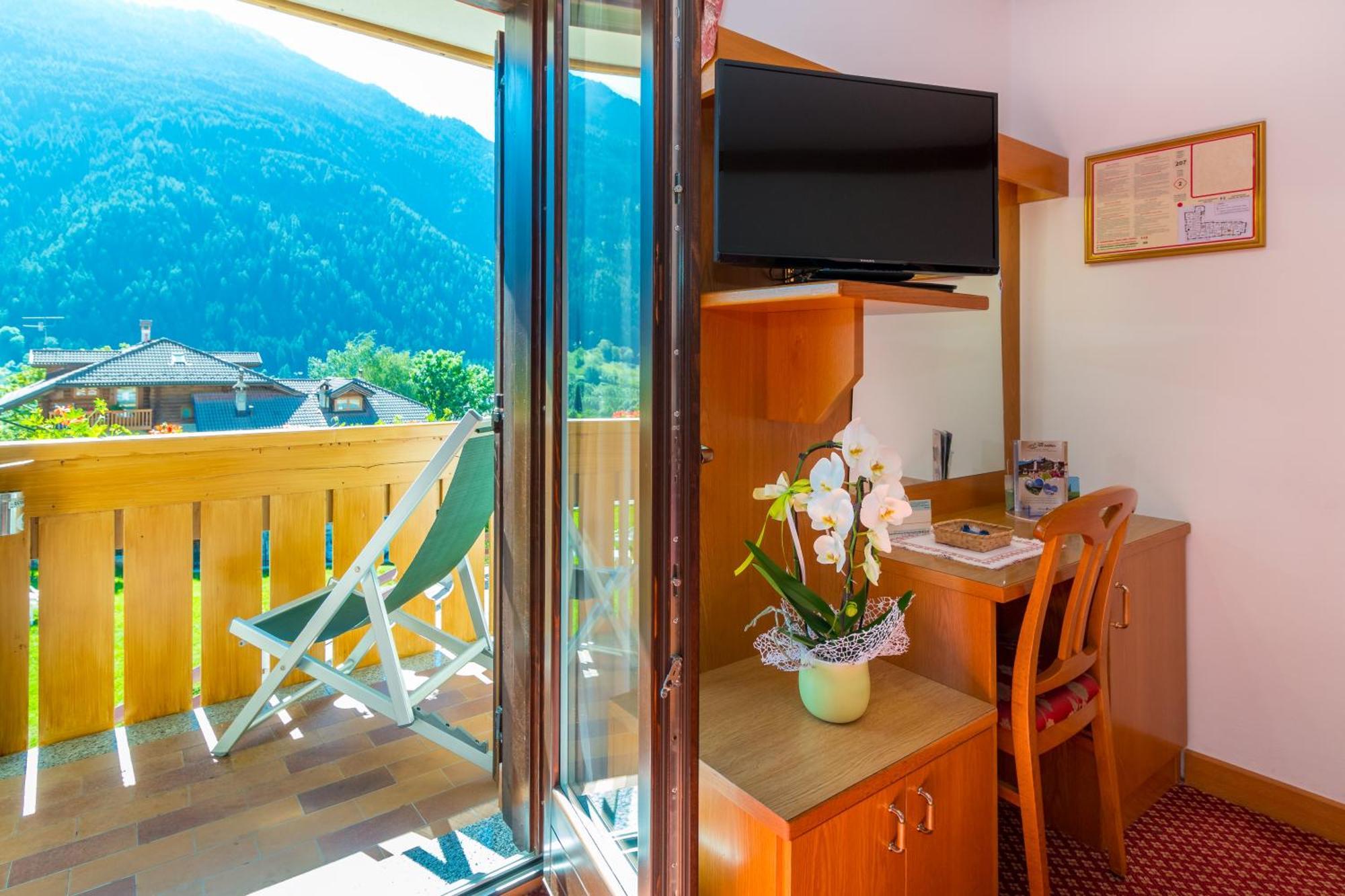 Hotel Bellavista Pinzolo Værelse billede