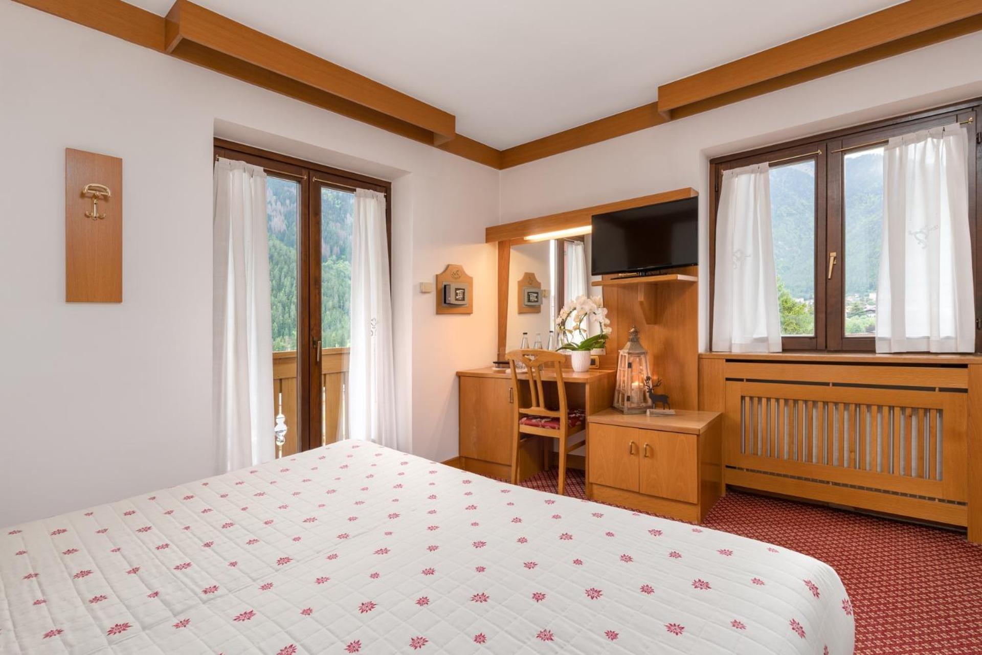Hotel Bellavista Pinzolo Eksteriør billede