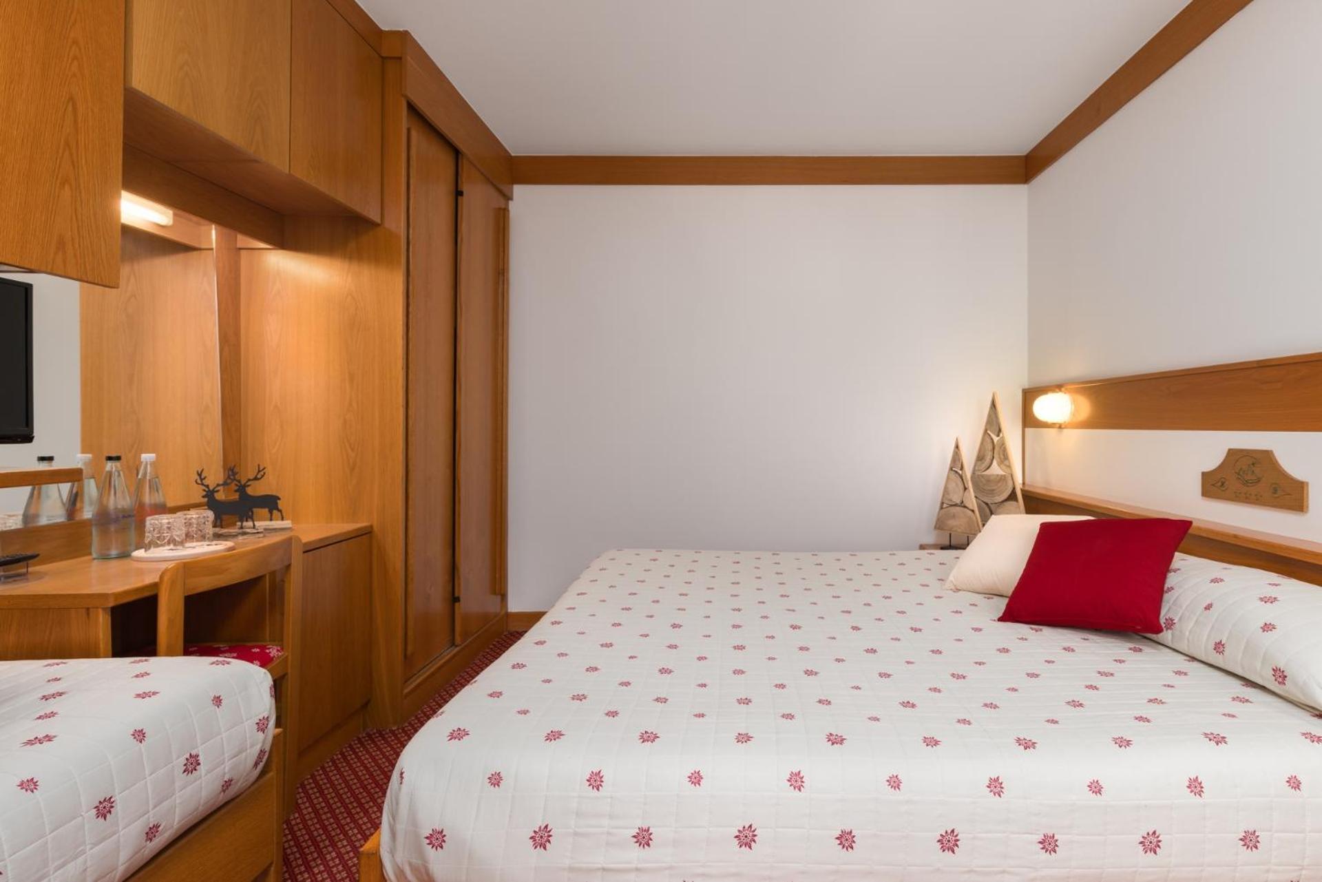 Hotel Bellavista Pinzolo Eksteriør billede